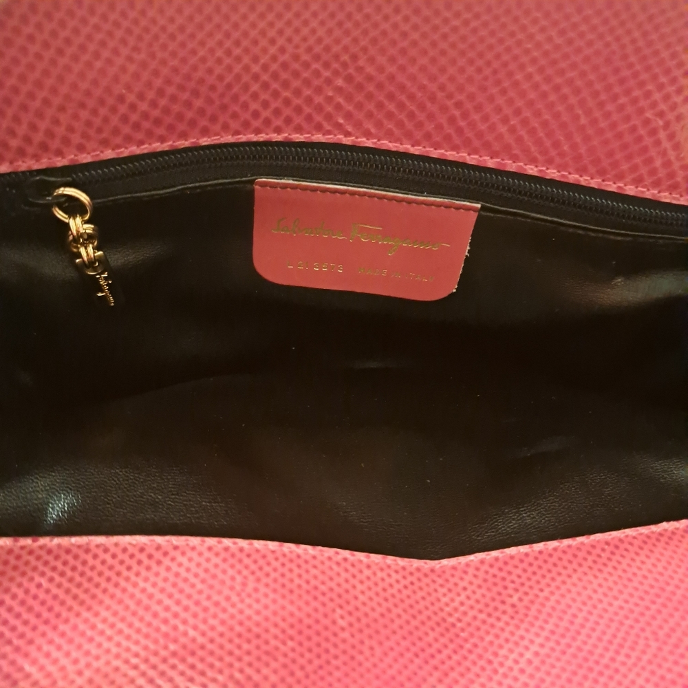 Vintage Salvatore Ferragamo Snakeskin Red Crossbody Bag - Picture 8 of 13